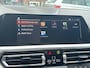 BMW 3-Serie 318i Business Edition, M-Sport, Schuifkanteldak, Individual kleur, Sportstoelen, Stoelverwarming,