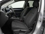 Volkswagen Golf 1.0 eTSI 110 pk DSG Life | Stuur-/stoelverwarming | Achteruitrijcamera | Navigatie | Adaptive Cruise