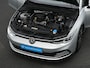 Volkswagen Golf 1.0 eTSI 110 pk DSG Life | Stuur-/stoelverwarming | Achteruitrijcamera | Navigatie | Adaptive Cruise