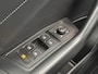 Volkswagen T-Roc 1.5 TSI 150 pk DSG  R Line - Navi - camera - stoelverw - trekhaak