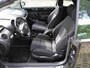 Volkswagen Beetle New Cabriolet 2.0 Highline 16 inch lm, stoelverwarming