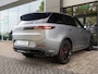 Land Rover Range Rover Sport 3.0 P460e Dynamic HSE PHEV Eiger Satin Edition | Matte PPF | Premium Upgrade Interior Pack | Towing Pack | 23'' Gloss Black | € 7.000 Demovoordeel