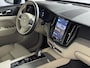 Volvo XC60 2.0 T6 350PK CREME.LEER PHEV AWD ULTRA BRIGHT LONG RANGE PANO HARMAN/KARDON HEADUP ELEK.KLEP