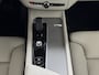 Volvo XC60 2.0 T6 350PK CREME.LEER PHEV AWD ULTRA BRIGHT LONG RANGE PANO HARMAN/KARDON HEADUP ELEK.KLEP