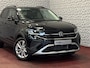 Volkswagen T-Cross NIEUWE AUTO / 150PK 1.5 / MODEL 2025 LED V+A CAMERA DIG.COCKPIT PRO STOELVERW KEYLESS P-ASSIST "Volkswagen rijden begint bij Topautos.nl – 75 topmodellen direct op voorraad!"