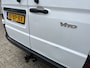 Mercedes-Benz Vito 111 CDI 320 Youngtimer Lang bestel Automaat Airco Bluetooth telefoon voorbereiding Schuifdeur 3-persoons Dealer onderhouden Euro 3 Zijruit rechts Lage bijtelling