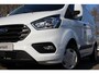 Ford Transit Custom 280 2.0TDCI MANUAL | Parkeersensor achter | Parkeersensor voor | Parkeersensor voor en achter | Trekhaak | Trekhaak | Verwarmde voorruit | Verwarmde voorruit | Zijschuifdeur rechts | Achteruitrijcamera | Android auto | Apple carplay | Navigatiesysteem | Airco | Cruis