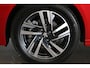 Peugeot 208 1.2 PureTech Allure 100 | Navi | Clima | Cruise | Parkeersensoren | DAB | Metallic | 16" Lichtmetaal |