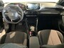 Peugeot e-2008 EV Style 50 kWh AUTOMAAT | PARKEERSENSOREN ACHTER | LICHTMETALEN VELGEN