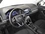 Skoda Karoq 1.5 TSI ACT Business Edition 150pk DSG/AUTO | Panoramadak l Keyless Entry l Elektr. Achterklep l Speciale Velgen l 1500KG Trekgewicht l