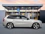 Volvo XC90 T8 Recharge Ultimate Dark | 22"| Luchtvering | Bowers & Wilkins | Trekhaak | Sportstoelen | 360 Camera | Gelamineerd glas | Getint glas | Head-up | Panoramadak | Elektr. verst. stoelen AUTOMATIC | Elektrisch glazen panorama-dak | Grootlichtassistent | Koplampen adaptief | Lichtmetalen velgen 22" | Parkeersensor voor en achter | Trekhaak elektrisch uitklapbaar | Zonnescherm zijruiten | Audio installatie high end | Head-up display | keyle