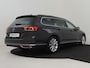 Volkswagen Passat Variant 1.4 TSI PHEV GTE Business 218pk | Panorama dak | Privacy glass | Navigatie | App connect | Adaptief cruise control | Stuur + stoelverwarming | Camera achter | 18"LMV