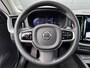 Volvo XC60 T6 Plug-in hybrid AWD Plus Dark | Trekhaak | 360 Camera | Panoramadak | Elektrische Voorstoelen verwarmd | BLIS | Adaptive Cruise