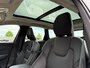 Volvo XC60 T6 Plug-in hybrid AWD Plus Dark | Trekhaak | 360 Camera | Panoramadak | Elektrische Voorstoelen verwarmd | BLIS | Adaptive Cruise