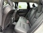 Volvo XC60 T6 Plug-in hybrid AWD Plus Dark | Trekhaak | 360 Camera | Panoramadak | Elektrische Voorstoelen verwarmd | BLIS | Adaptive Cruise
