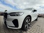 Volvo XC60 T6 Plug-in hybrid AWD Plus Dark | Trekhaak | 360 Camera | Panoramadak | Elektrische Voorstoelen verwarmd | BLIS | Adaptive Cruise