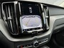 Volvo XC60 T6 Plug-in hybrid AWD Plus Dark | Trekhaak | 360 Camera | Panoramadak | Elektrische Voorstoelen verwarmd | BLIS | Adaptive Cruise
