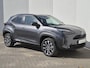Toyota Yaris Cross 1.5 Hybrid 130 TeamPlayer Automaat Dynamic / tot 10 jaar Garantie / Winter Pakket / Safety Pakket / Adaptief CC / Stuur-, Stoel en voorruitverwarming / Draadloze telefoon lader / Apple Carplay Android Auto / Achteruitrijcamera /