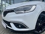 Renault Scenic 1.3 TCe 140 EDC Black Edition Automaat | BOSE | Afn. Trekhaak | Panoramadak | Stoelverwarming | Park Assist | Blindspot | Navigatie | Camera + Sensoren | Climate Control | Reservewiel | Apple CarPlay/Android Auto