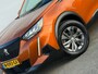 Peugeot 2008 1.2 PureTech Active Pack 131 PK | LED | Sportvelgen | Clima | Cruise | Parkeersensoren | Navigatie via CarPlay !!