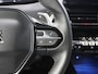Peugeot 5008 1.2 Hybrid 136PK Allure Pack Business | AppleCarPlay/AndroidAuto | Adaptive Cruise Control | Climate Control | Camera | LED | 7 PERSOONS! | Navigatie | Isofix | Privacy Glass | Parkeersensoren |