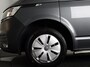 Volkswagen Transporter 2.0 TDI L2H1 28 Highline DC 110PK | Dubbele cabine | Trekhaak | Navigatie