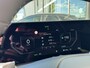 Kia EV6 Light Edition 63 kWh | Facelift | Trekhaak | Parkeercamera | Keyless Go | Stoelverwarming | Apple Carplay/Android Auto | Led Koplampen | 19" |