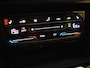 Volkswagen Passat Variant GTE Business 218pk | Trekhaak | Matrix koplampen | Park assist | Panorama dak  | Cameraa achter | Navigatie | App connect | Adaptief cruise control | 18"LMV