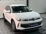 Volkswagen Tiguan 1.5 eTSI Life Edition Automaat / Navigatie full map / Camera / Cruise control / Climate control