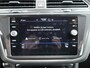 Volkswagen Tiguan 1.4 TSI eHybrid R-Line Business+ 3x R-line | SOH 90.4% | Matrix IQ | Zwenkhaak | Camera |