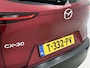 Mazda CX-30 2.0 e-SkyActiv-X M Hybrid Luxury | EERSTE EIGENAAR | ACHTERUITRIJCAMERA | APPLE CARPLAY | STOEL + STUURVERWARMING | ELEKTRISCHE KOFFERKLEP | ADAPTIVE CRUISE CONTROL | CLIMATE CONTROL | LEDEREN STOELEN | ELEKTRISCHE STOELEN |