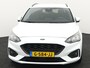 Ford Focus Wagon ST-line 1.0 EcoBoost Titanium Business ST-line Automaat, Design Pack, bluetooth, boordcomputer, cruise control, Apple Carplay/Android Auto, parkeersensoren voor/achter, rijstrooksensor, Elektronische remkrachtverdeling, Elektronis Je stapt in en meteen voel je het: deze Ford Focus Wagon is geen doorsnee gezinsauto. Strak in z’n ST-line jas, met sportieve accenten en een zelfverzekerde uitstraling, maakt hij meteen indr