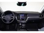 Volvo V60 T6 Recharge AWD Plus Dark - IntelliSafe Assist & Surround - 360º Camera - Harman/Kardon audio - Adaptieve LED koplampen - Verwarmde voorstoelen, stuur & achterbank - Parkeersensoren voor & achter - Elektr. bedienb. voorstoelen met geheugen - Extra getint glas - Elektr. inklapbare trekhaak - 18' LMV
