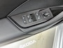 Skoda Octavia Combi 1.5 e-TSI DSG Style | DEMO! |Navigatie Climatic Control  Parkeer Sensoren + Camera DAB Cruise control Lichtmetalen Velgen Keyless