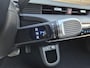 Hyundai Ioniq 5 Lounge AWD 73kWh / Fabrieksgarantie tot 7-2027 / 8 jaar Batterijgarantie / WLTP 451 km / Warmtepomp / CCS snelladen / 1.600 kg trekgewicht / Elektr. stoelen en klep / Stoelventilatie en verwarming / BOSE / HUD / Camera 360° /