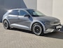 Hyundai Ioniq 5 Lounge AWD 73kWh / Fabrieksgarantie tot 7-2027 / 8 jaar Batterijgarantie / WLTP 451 km / Warmtepomp / CCS snelladen / 1.600 kg trekgewicht / Elektr. stoelen en klep / Stoelventilatie en verwarming / BOSE / HUD / Camera 360° /