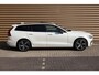 Volvo V60 2.0 T6 Plug-in hybrid AWD Ultimate Dark LONG RANGE