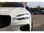 Volvo V60 2.0 T6 Plug-in hybrid AWD Ultimate Dark LONG RANGE