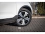 Volvo XC40 Recharge Ultimate 70 kWh | Adaptieve Cruise Control | Schuif / Kanteldak | Harman Kardon Audio | Elektrische Stoelen | 360 Camera | Stoel + Stuurverwarming | 19 Inch Velgen | All-Seasons |