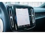 Volvo XC40 Recharge Ultimate 70 kWh | Adaptieve Cruise Control | Schuif / Kanteldak | Harman Kardon Audio | Elektrische Stoelen | 360 Camera | Stoel + Stuurverwarming | 19 Inch Velgen | All-Seasons |