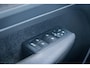 Volvo XC40 Recharge Ultimate 70 kWh | Adaptieve Cruise Control | Schuif / Kanteldak | Harman Kardon Audio | Elektrische Stoelen | 360 Camera | Stoel + Stuurverwarming | 19 Inch Velgen | All-Seasons |