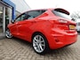 Ford Fiesta EcoBoost Hybrid 125 pk Titanium | Clima | Cruise | Parkeersensoren | Groot scherm | 17-inch |