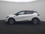 Renault Captur TCe 130 EDC Automaat Intens | Easy Link Navigatie met Apple CarPlay & Android Auto | Lichtmetalen wielen 17" 'Bahamas' met zwarte inleg | Ruimtebesparend reservewiel | Zwevende middenconsole en verschuifbare armsteun vóór