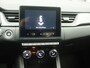 Renault Captur TCe 130 EDC Automaat Intens | Easy Link Navigatie met Apple CarPlay & Android Auto | Lichtmetalen wielen 17" 'Bahamas' met zwarte inleg | Ruimtebesparend reservewiel | Zwevende middenconsole en verschuifbare armsteun vóór
