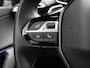 Peugeot 2008 GT 1.2 Hybrid 136PK e-DCS6 Automaat Navigatie, Camera 360, Pano-Opendak, Adaptieve Cruise Control, Lichtmetalen velgen, Zwart dak