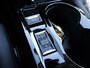 Peugeot 208 Allure 1.2 Hybrid 110PK e-DCS6 Automaat Navigatie, 360 camera, Lichtmetalen velgen, Parkeerhulp voor & achter, Cruise Control