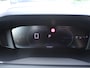 Peugeot 208 Allure 1.2 Hybrid 110PK e-DCS6 Automaat Navigatie, 360 camera, Lichtmetalen velgen, Parkeerhulp voor & achter, Cruise Control