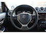 Suzuki Vitara 1.4 Boosterjet Style Hybrid Nieuw met 6 jaar garantie! Navigatie, Adaptieve Cruise Control, Parkeersensoren Voor en Achter, Stoelverwarming