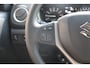 Suzuki Vitara 1.4 Boosterjet Style Hybrid Nieuw met 6 jaar garantie! Navigatie, Adaptieve Cruise Control, Parkeersensoren Voor en Achter, Stoelverwarming