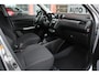 Suzuki Swift 1.2 Style Smart Hybrid CVT Automaat Navigatie, Cruise Control Adaptief, Stoelverwarming, Achteruitrijcamera, Parkeersensoren Achter